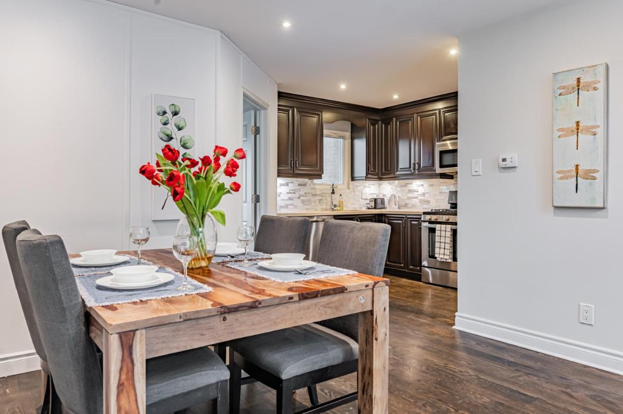 Beautiful Property In Downtown Core Close To Subway Station! Toronto Exterior photo